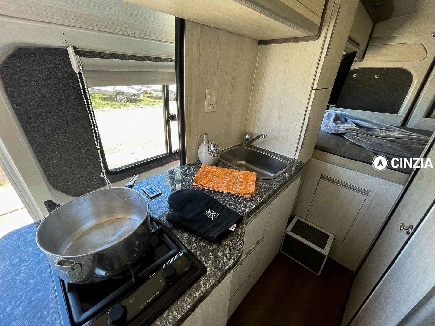 Motorhome Furgon Móvil 2