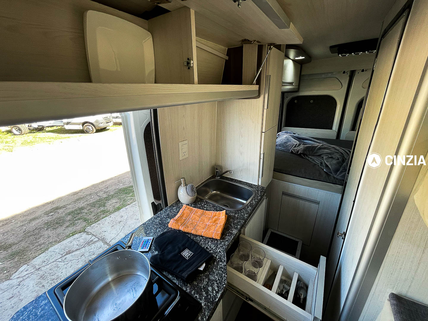 Motorhome Furgon Móvil 2