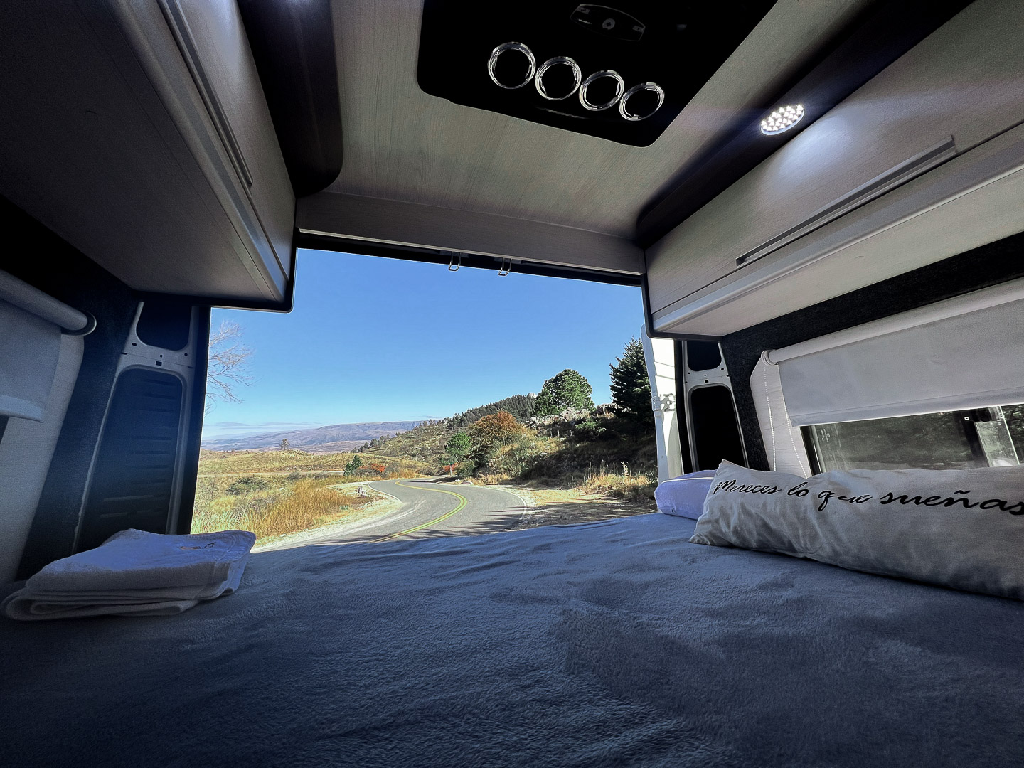 Motorhome Furgon Móvil 2