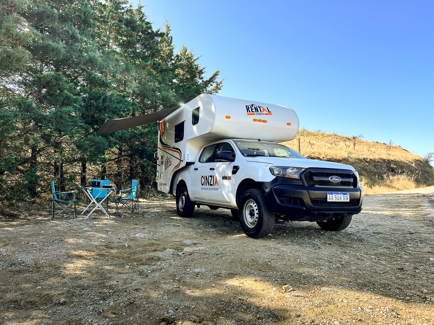 Camper con camioneta Móvil 3