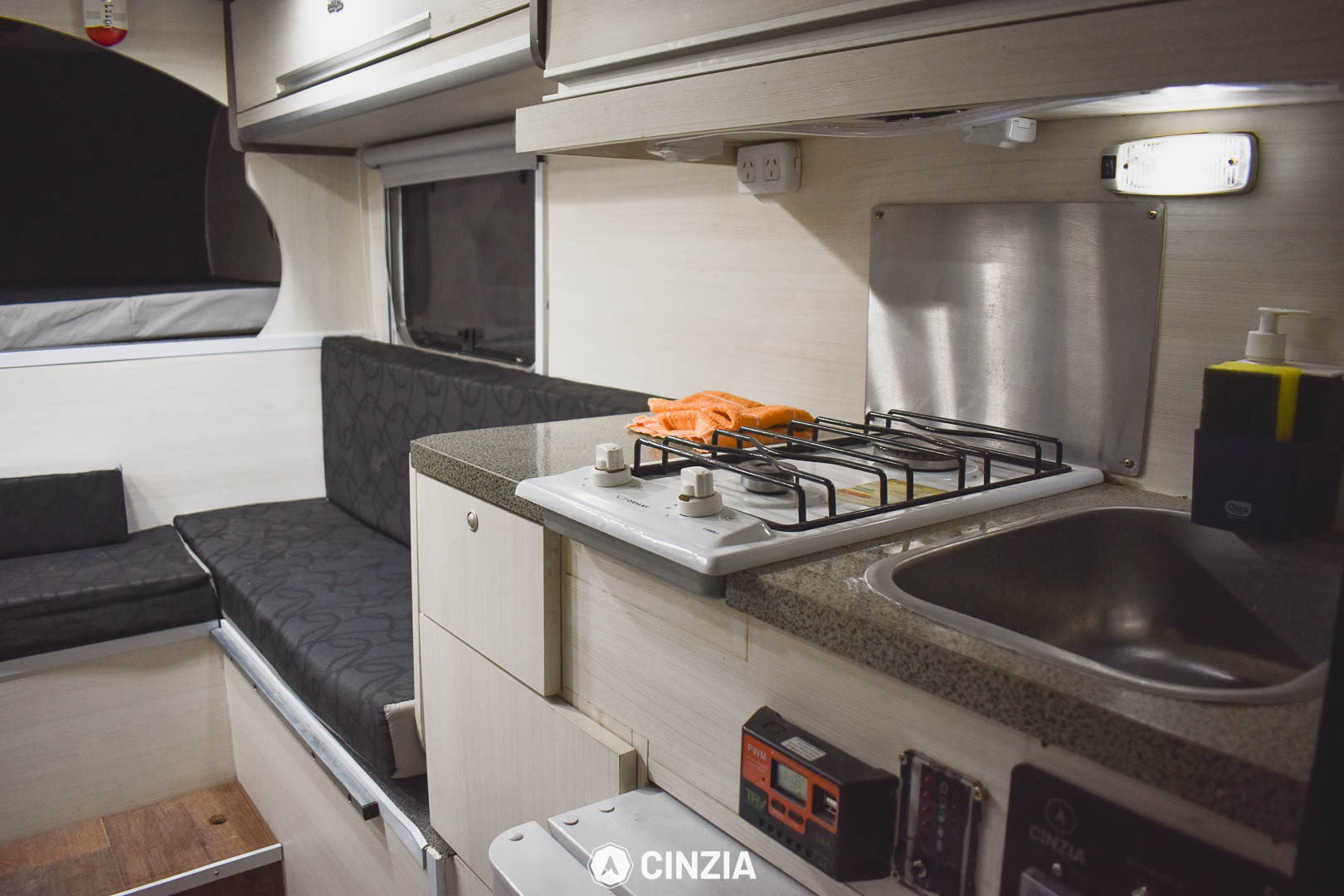 Camper con camioneta Móvil 4