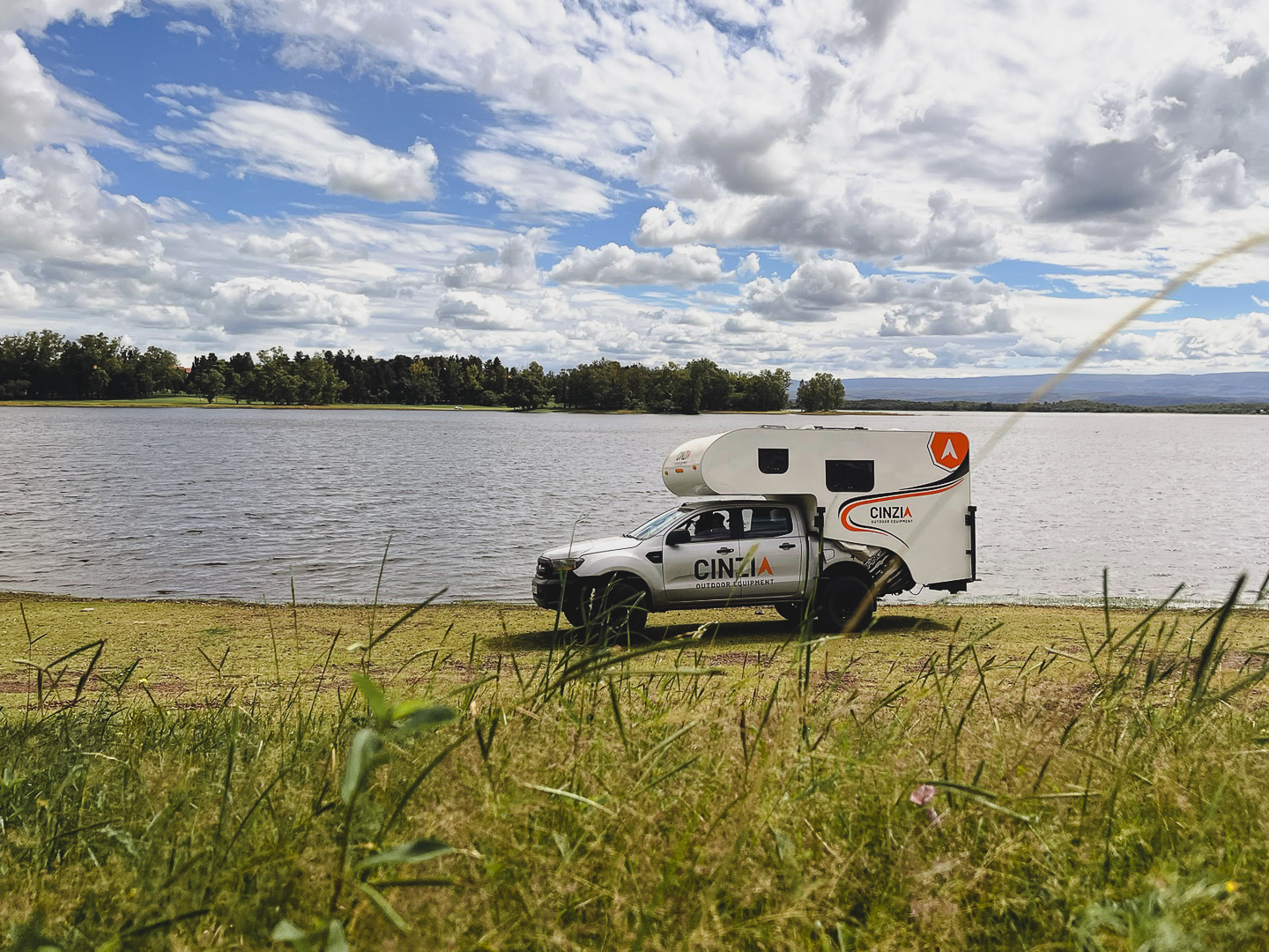 Camper con camioneta Móvil 4