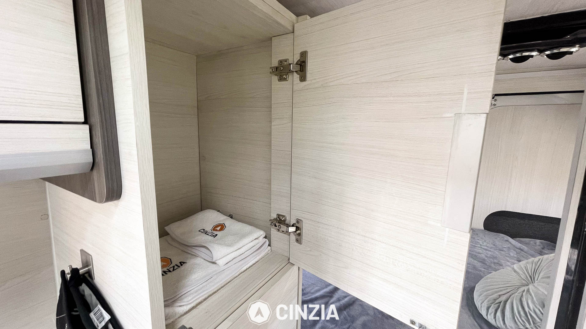 Motorhome Furgon Móvil 6
