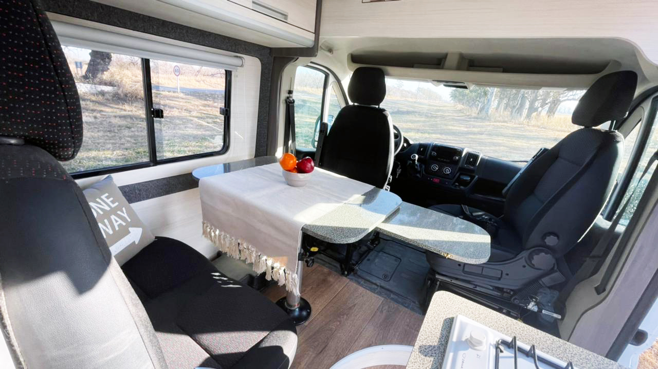 Motorhome Furgon Móvil 6