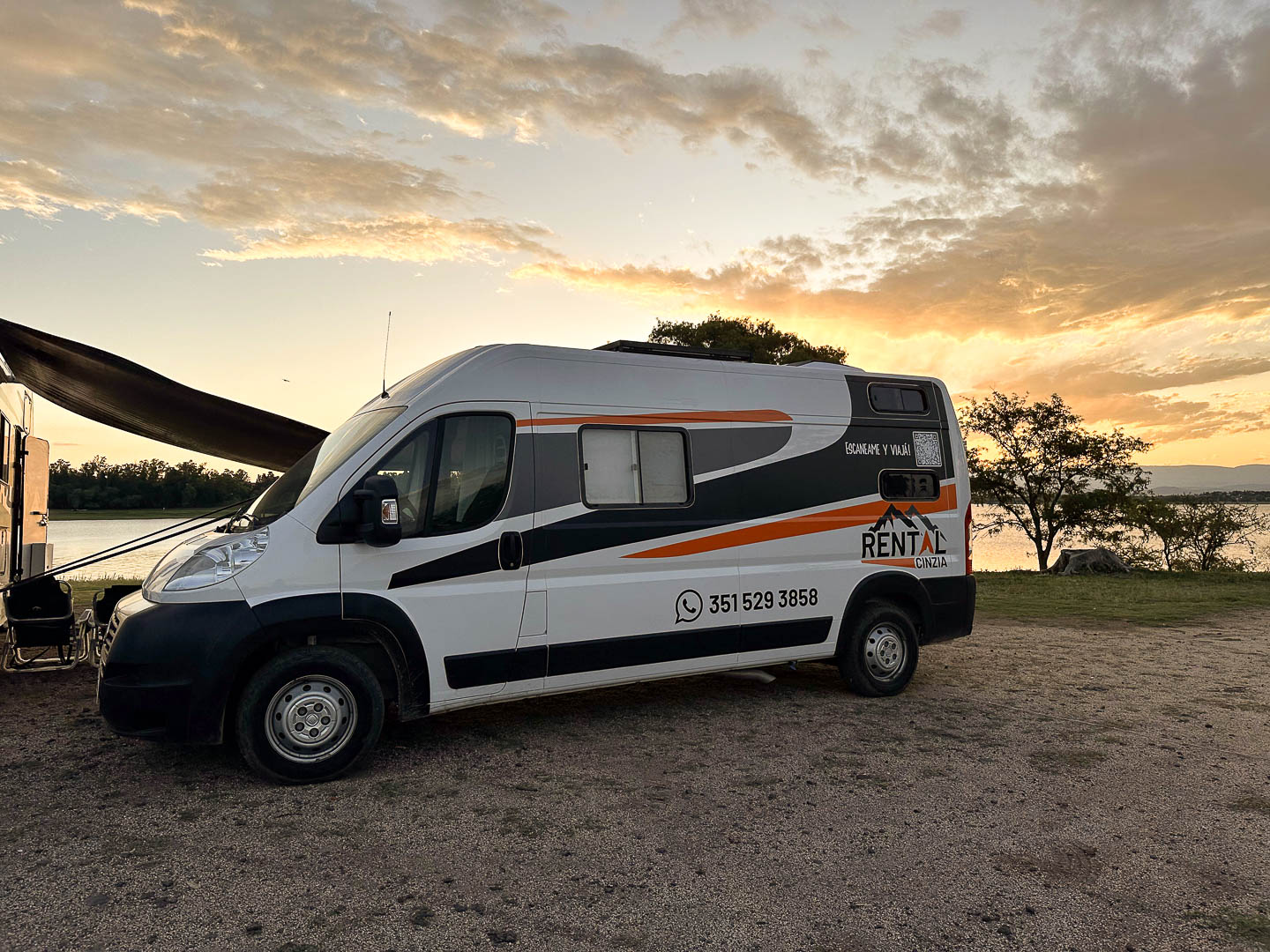 Motorhome Furgon 4 Personas. 08