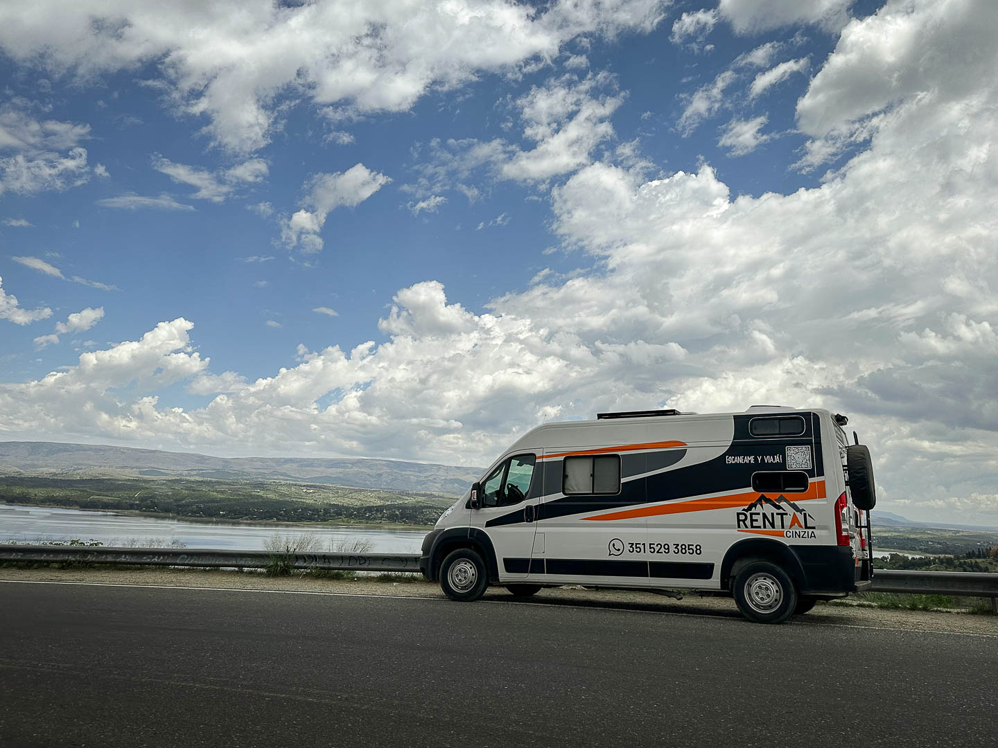 Motorhome Furgon 4 Personas. 08