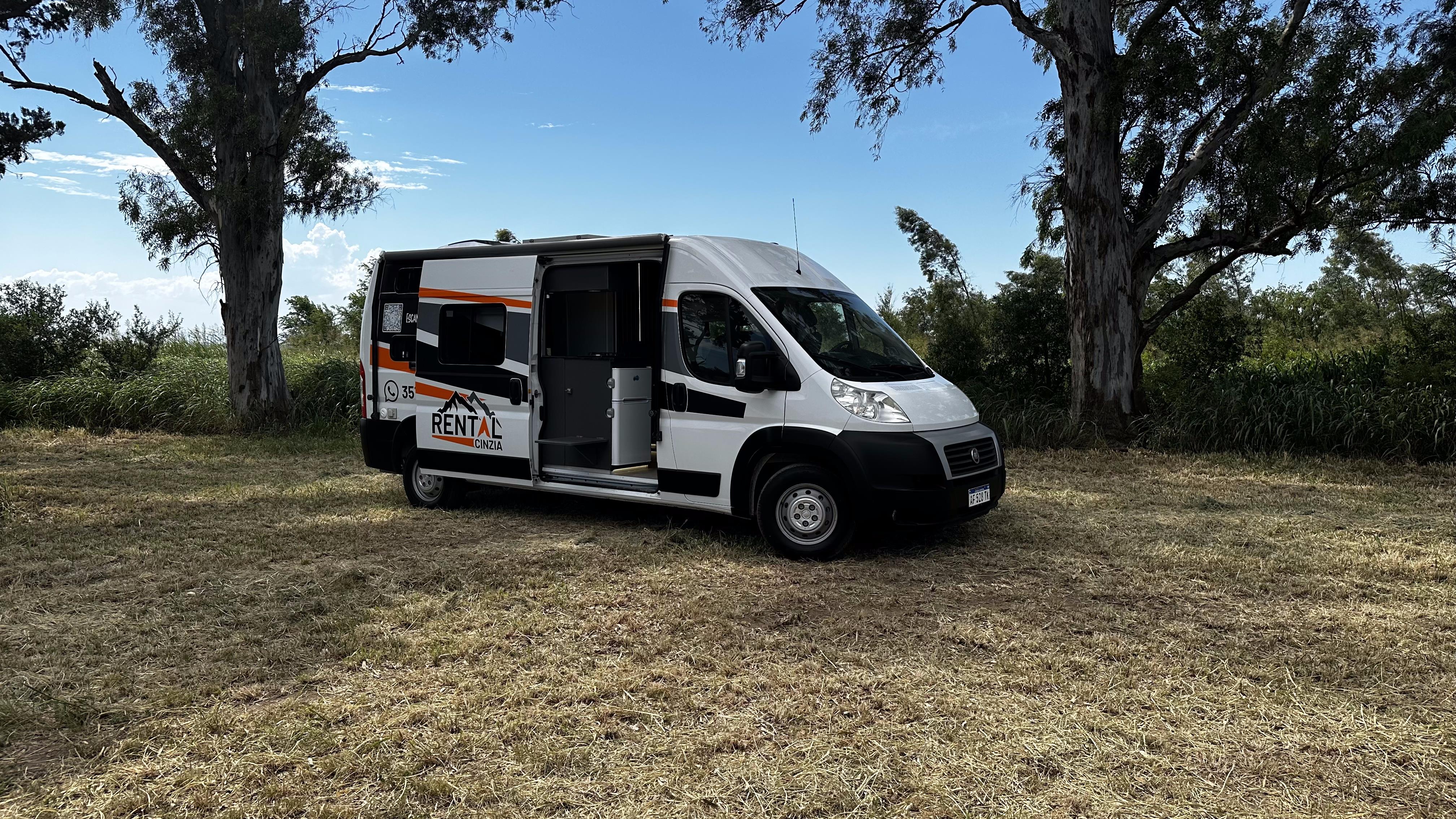 Motorhome Furgón 2/4 Personas
