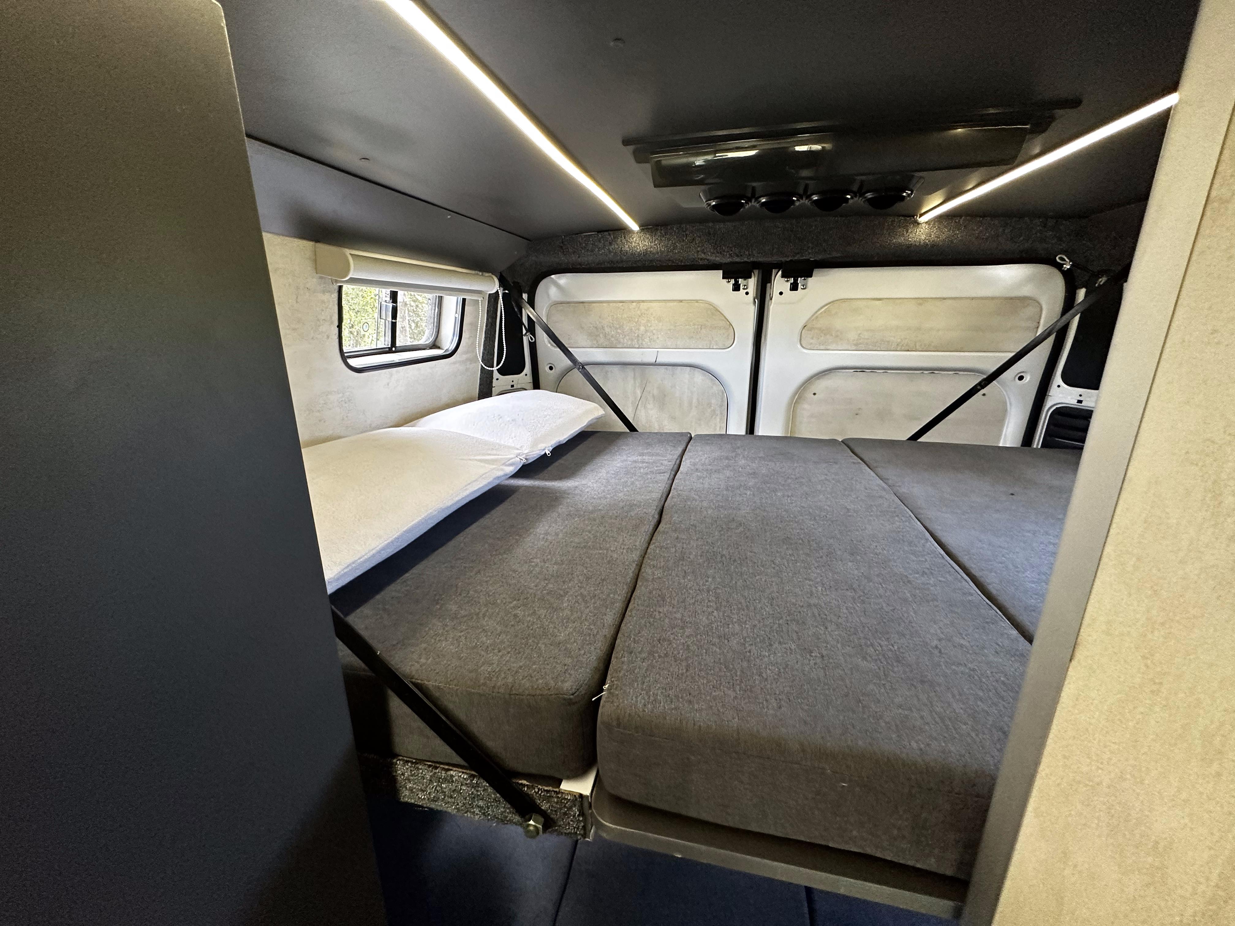 Motorhome Furgón 2/4 Personas