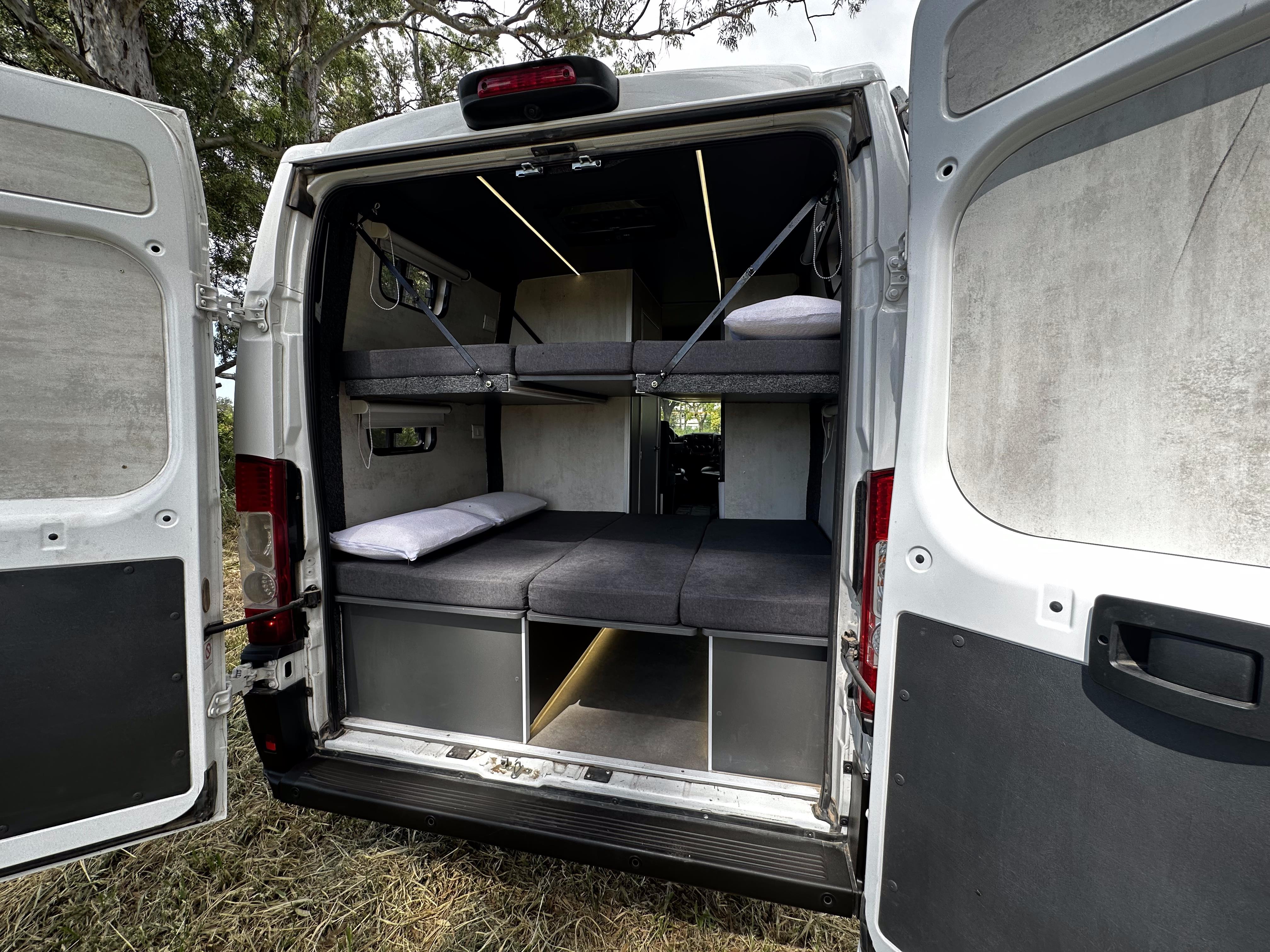 Motorhome Furgón 2/4 Personas