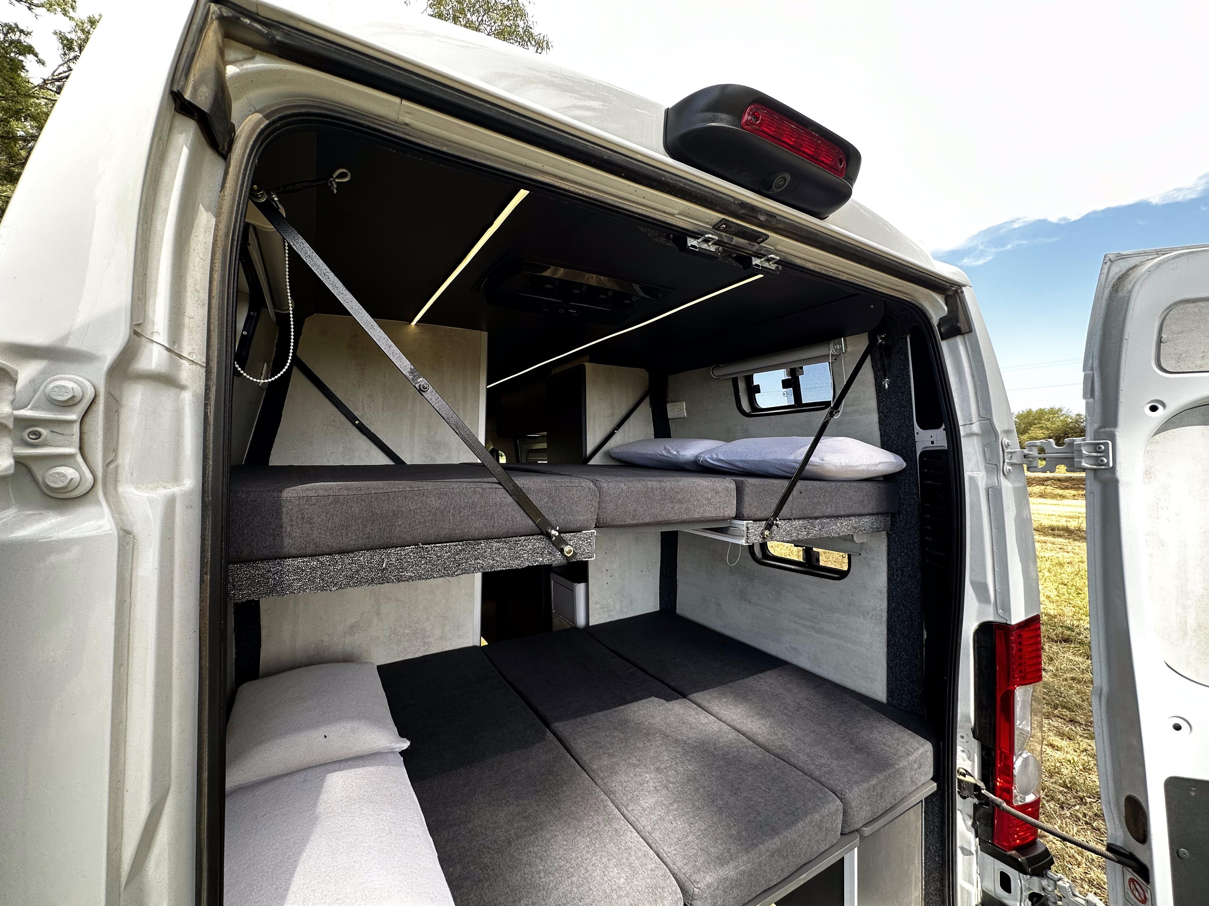 Motorhome Furgón 2/4 Personas