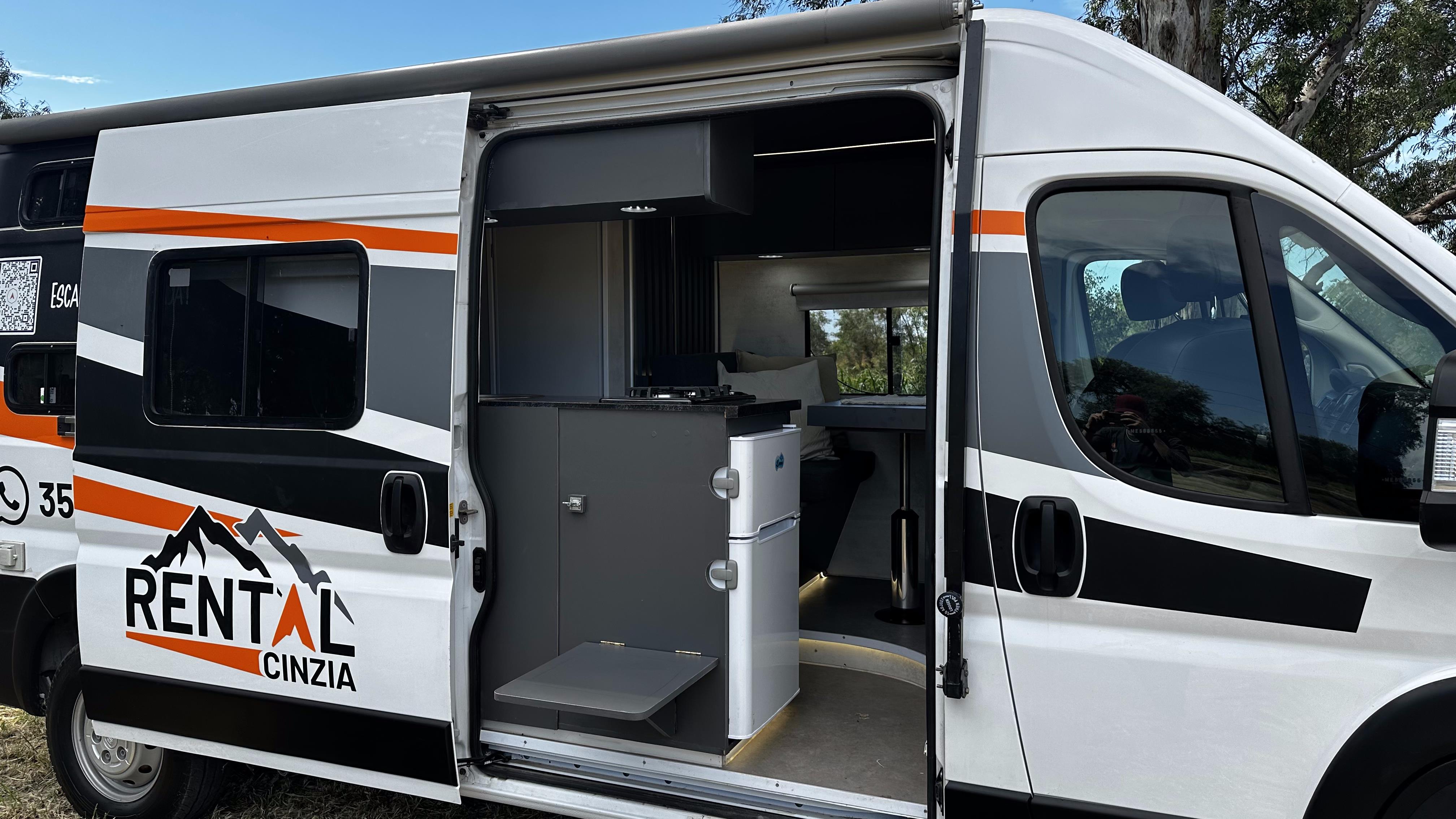 Motorhome Furgón 2/4 Personas